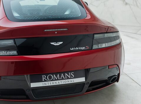 Aston Martin V12 Vantage s 27
