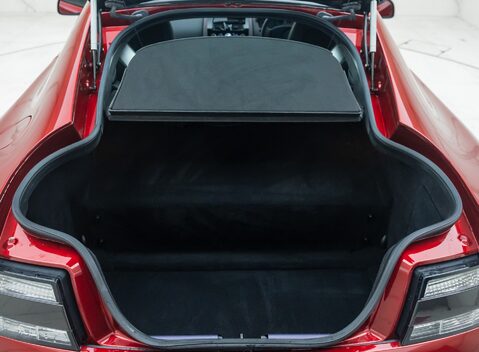 Aston Martin V12 Vantage s 40