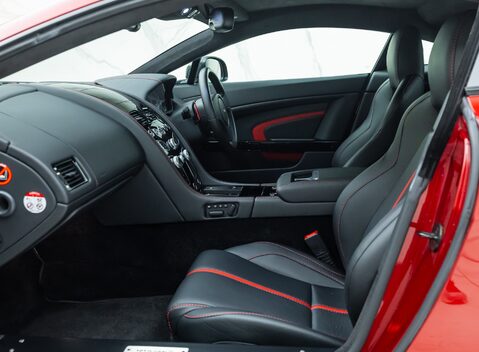Aston Martin V12 Vantage s 16