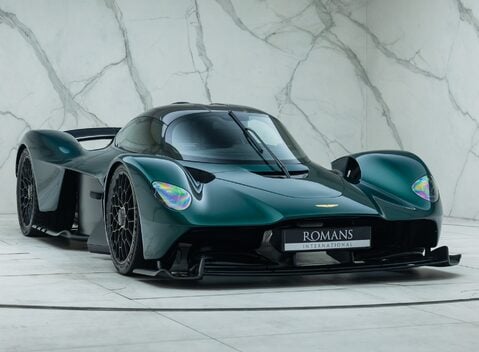 Aston Martin Valkyrie 9