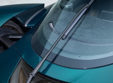 Aston Martin Valkyrie 36