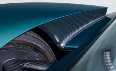 Aston Martin Valkyrie 39