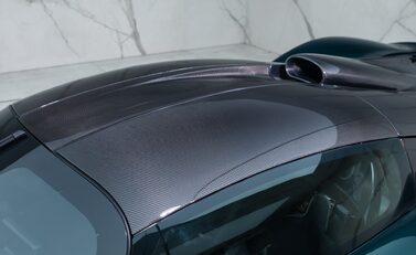 Aston Martin Valkyrie 43