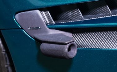 Aston Martin Valkyrie 41