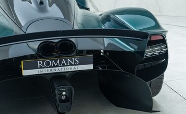 Aston Martin Valkyrie 30