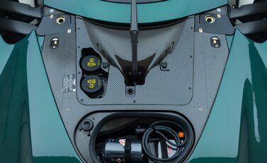 Aston Martin Valkyrie 65