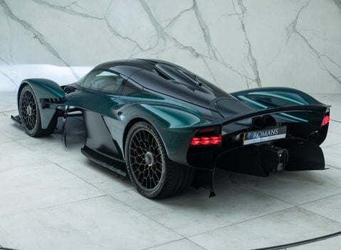 Aston Martin Valkyrie 12