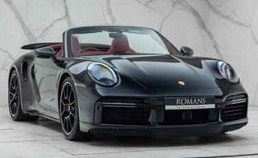 Porsche 911 Turbo S CABRIOLET (992) 12