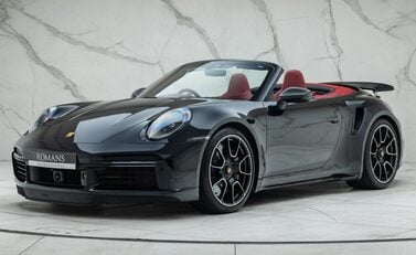 Porsche 911 Turbo S CABRIOLET (992) 1