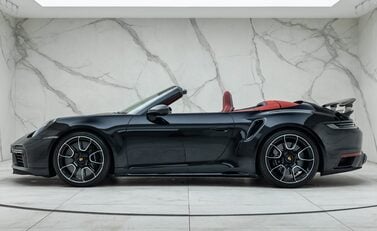 Porsche 911 Turbo S CABRIOLET (992) 6