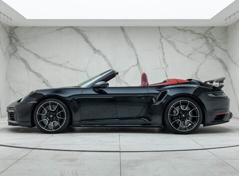 Porsche 911 Turbo S CABRIOLET (992) 6