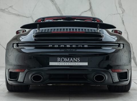 Porsche 911 Turbo S CABRIOLET (992) 11