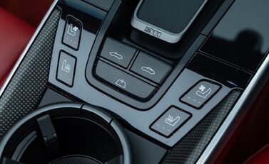 Porsche 911 Turbo S CABRIOLET (992) 29