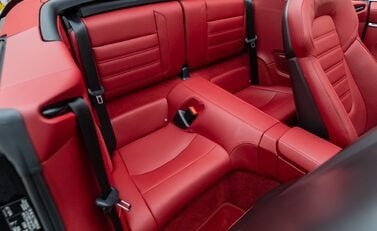 Porsche 911 Turbo S CABRIOLET (992) 19