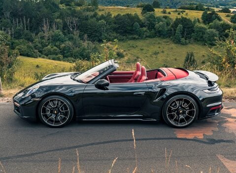 Porsche 911 Turbo S CABRIOLET (992) 3