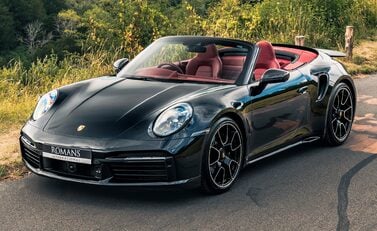 Porsche 911 Turbo S CABRIOLET (992) 2