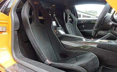 Lamborghini Murcielago LP 670-4 SV 14