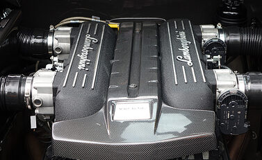 Lamborghini Murcielago LP 670-4 SV 18