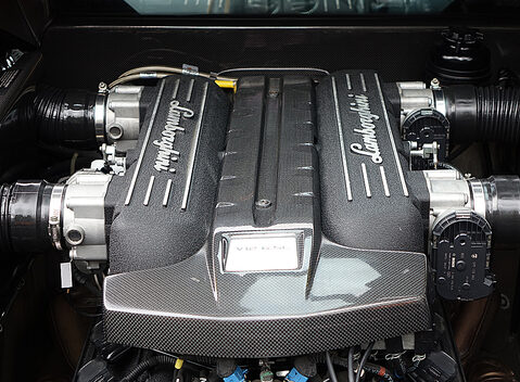 Lamborghini Murcielago LP 670-4 SV 18