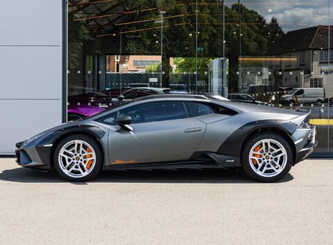 Lamborghini Huracan STERRATO 3