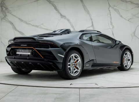 Lamborghini Huracan STERRATO 6