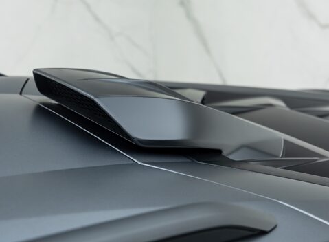 Lamborghini Huracan STERRATO 35