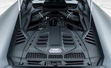 Lamborghini Huracan STERRATO 42