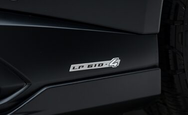 Lamborghini Huracan STERRATO 37