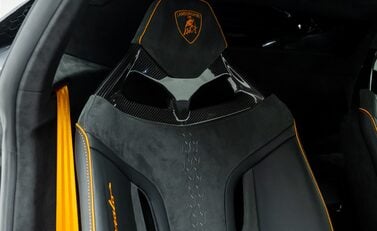 Lamborghini Huracan STERRATO 15