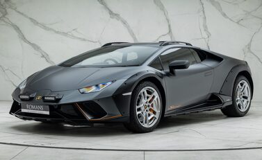 Lamborghini Huracan STERRATO 1