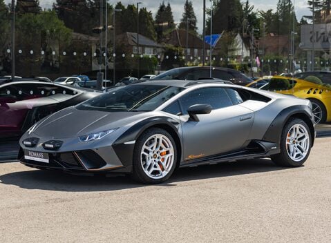 Lamborghini Huracan STERRATO 2