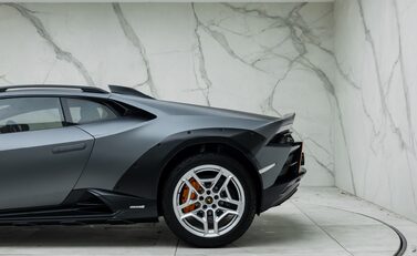 Lamborghini Huracan STERRATO 41