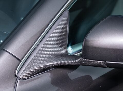 Aston Martin DBS V12 33