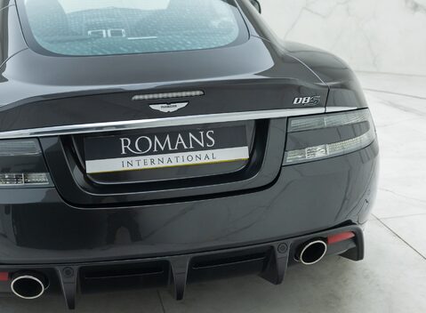 Aston Martin DBS V12 31