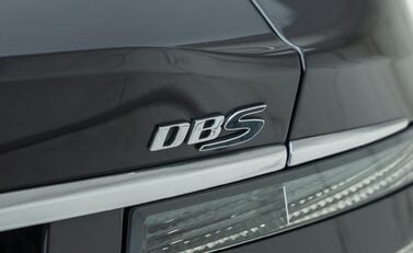 Aston Martin DBS V12 35