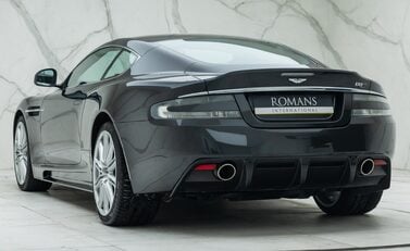 Aston Martin DBS V12 10