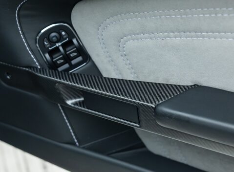 Aston Martin DBS V12 28