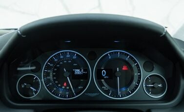 Aston Martin DBS V12 19