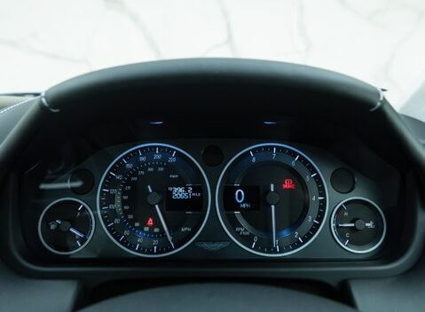 Aston Martin DBS V12 19