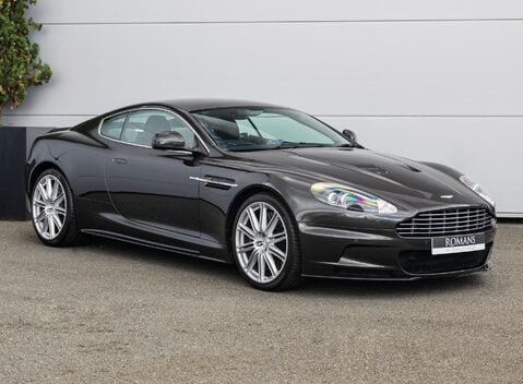 Aston Martin DBS V12 2