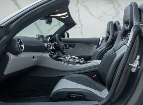 Mercedes-Benz Amg GT C EDITION 50 Roadster 21