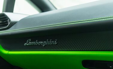 Lamborghini Huracan TECNICA 21