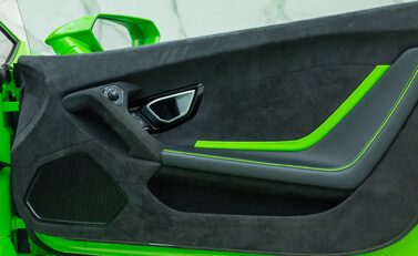 Lamborghini Huracan TECNICA 26