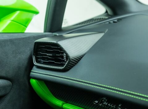 Lamborghini Huracan TECNICA 20