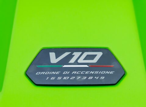 Lamborghini Huracan TECNICA 35