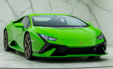 Lamborghini Huracan TECNICA 9