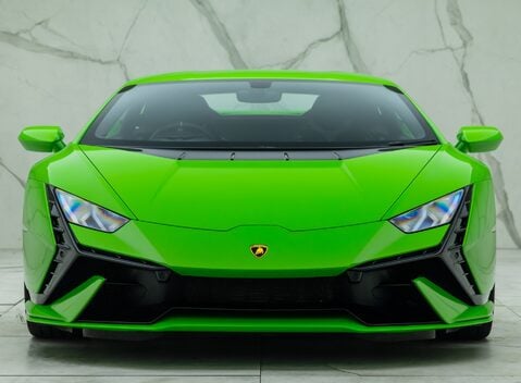 Lamborghini Huracan TECNICA 7