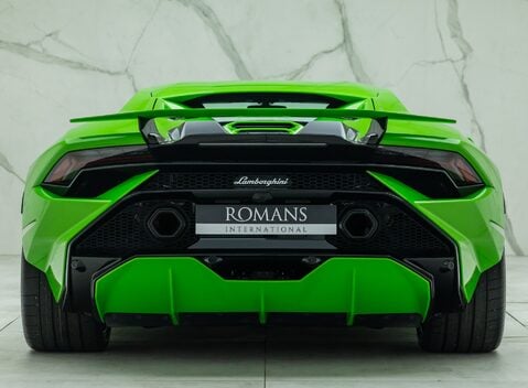 Lamborghini Huracan TECNICA 8