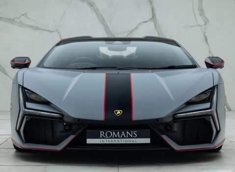 Lamborghini Revuelto 7