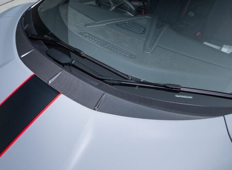 Lamborghini Revuelto 35